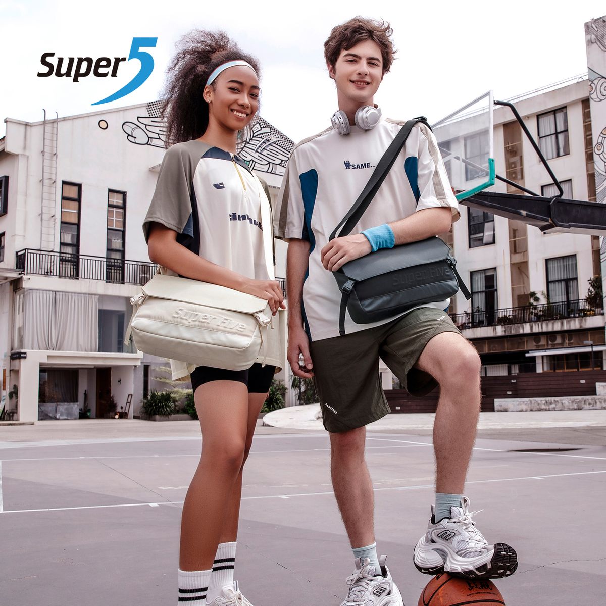 SuperFive Urban Sling Bag - White - Image 5
